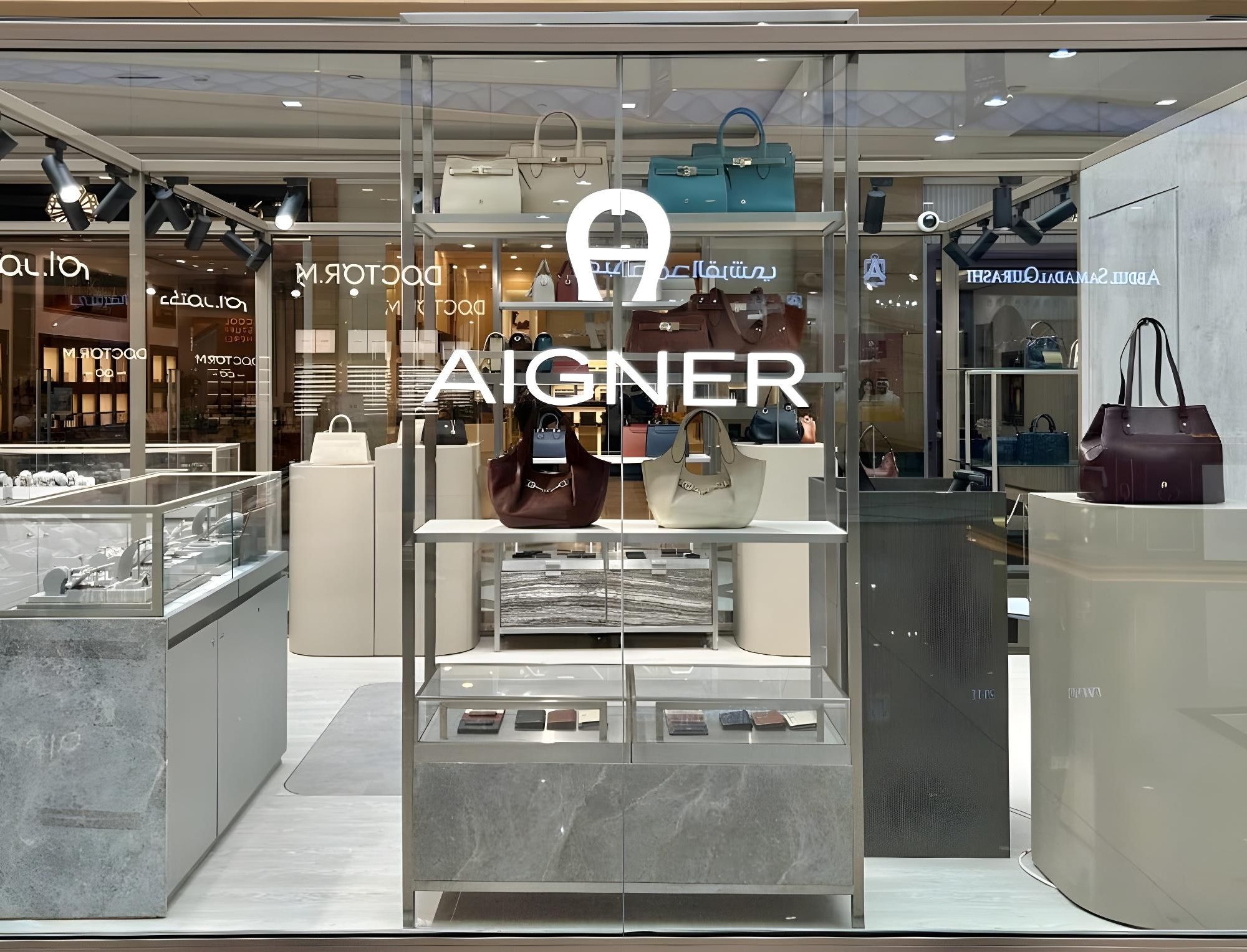 AIGNER Shareq Mall 4.jpeg