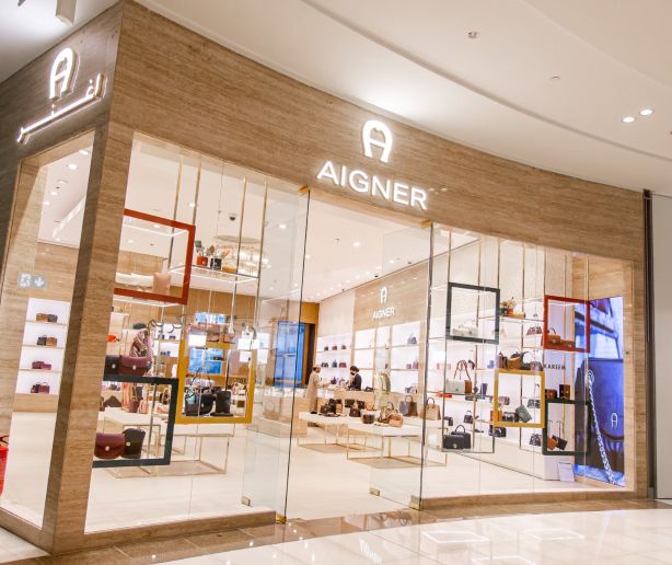 aigner - dubai mall-min.jpg