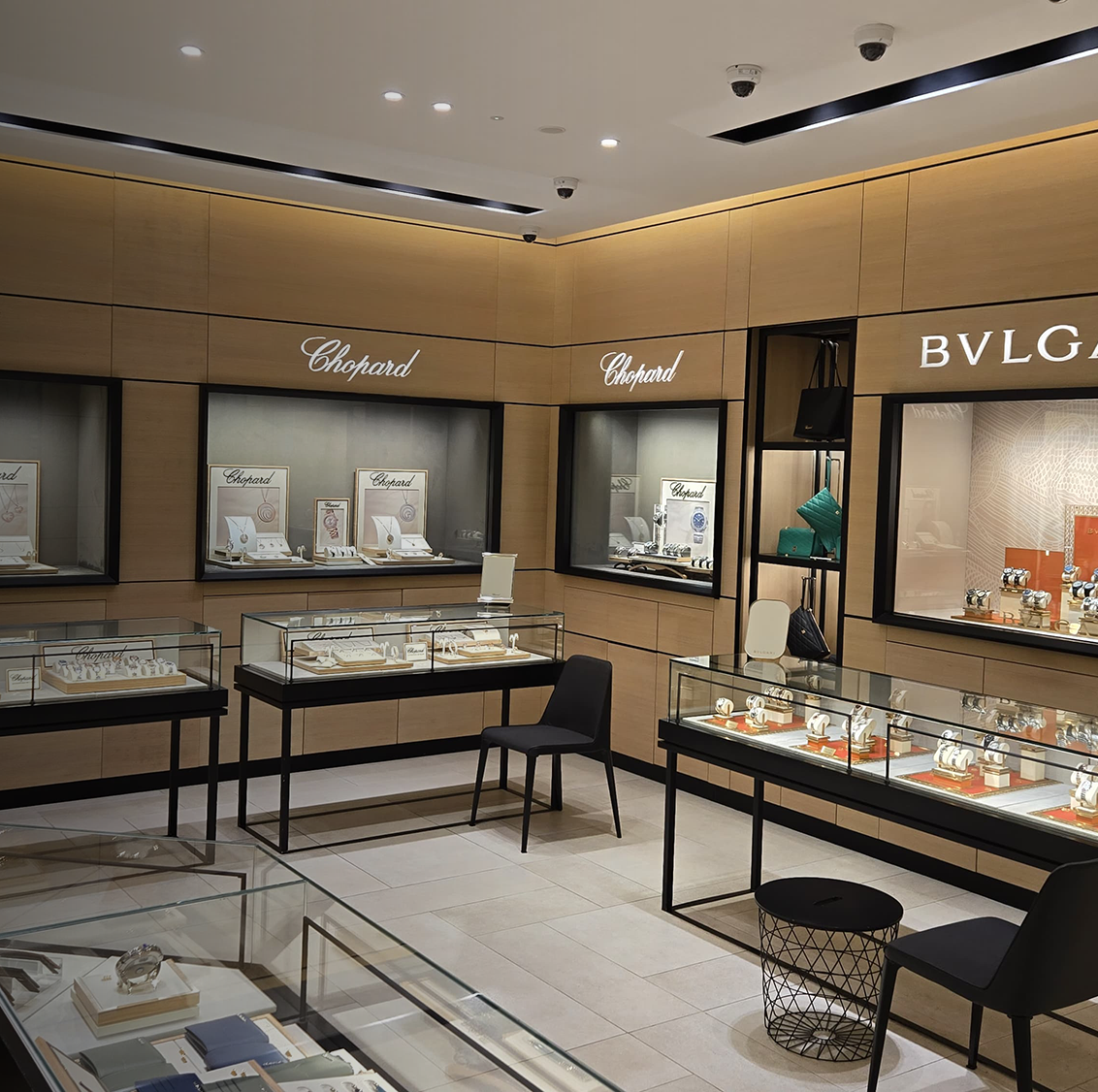 Trafalgar Boutique - The Gate Mall