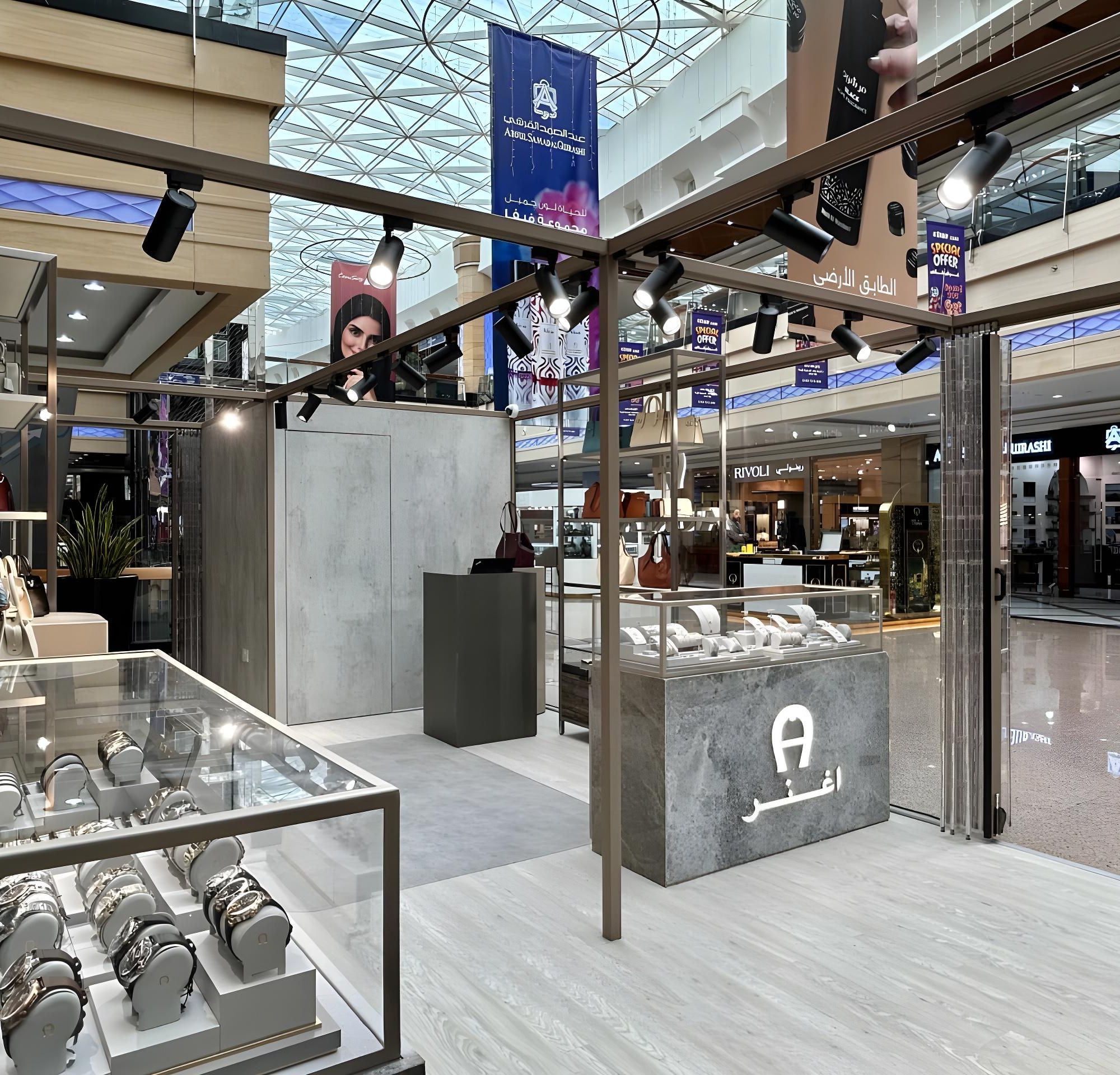AIGNER Shareq Mall 2.jpeg